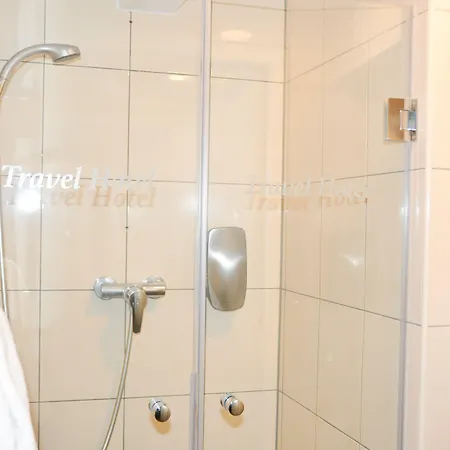 Travel 2* אמסטרדם