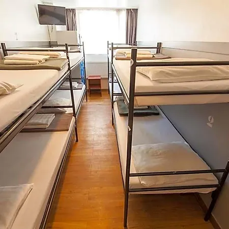 Travel Hotel 2*