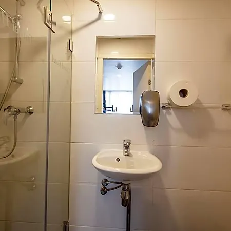 Travel Hotel