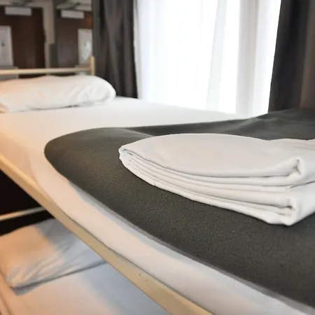 Travel Hotel 2*
