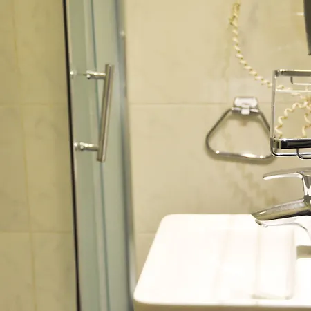 Travel Hotel