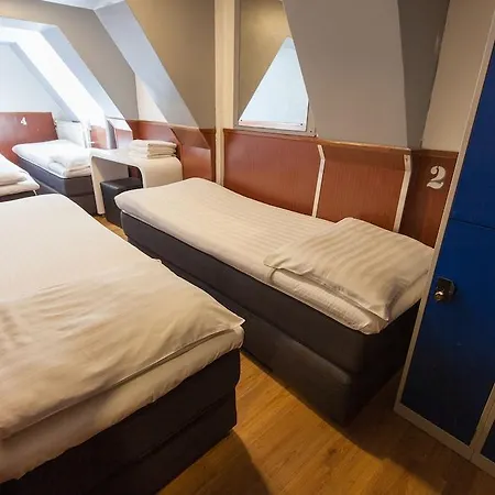Ξενοδοχείο Travel 2*